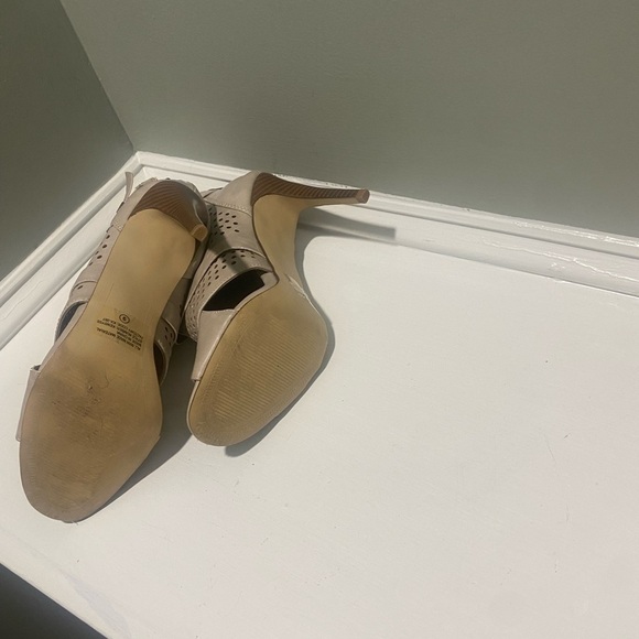 Bumper Tan High Strappy High Heel (4in) Boots-size 9 - Picture 8 of 8